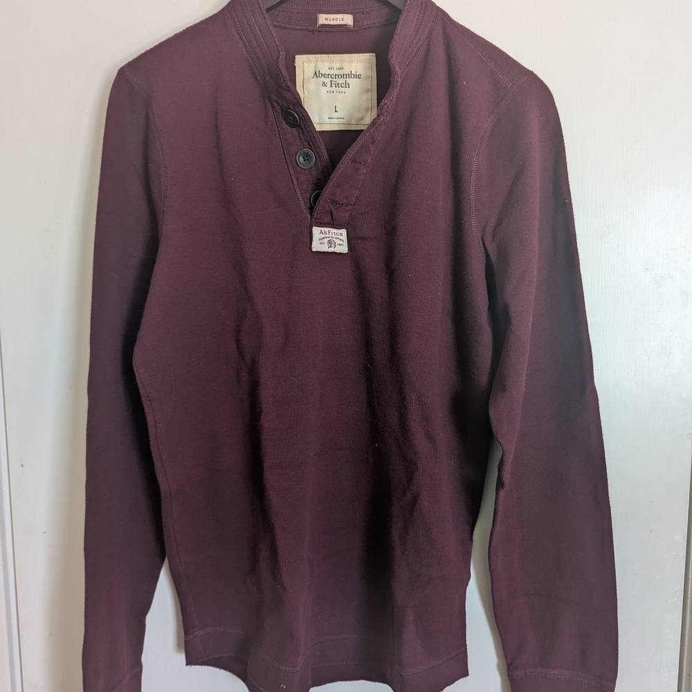 Abercrombie & Fitch Red Crewneck Sweater